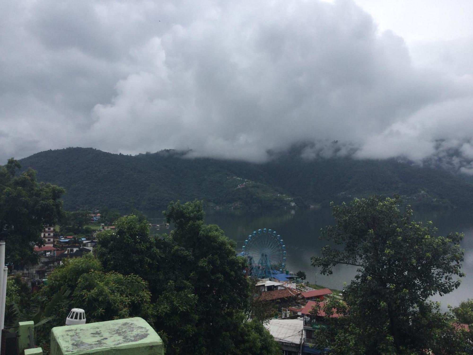Sweet Dreams Hotel Pokhara Kültér fotó